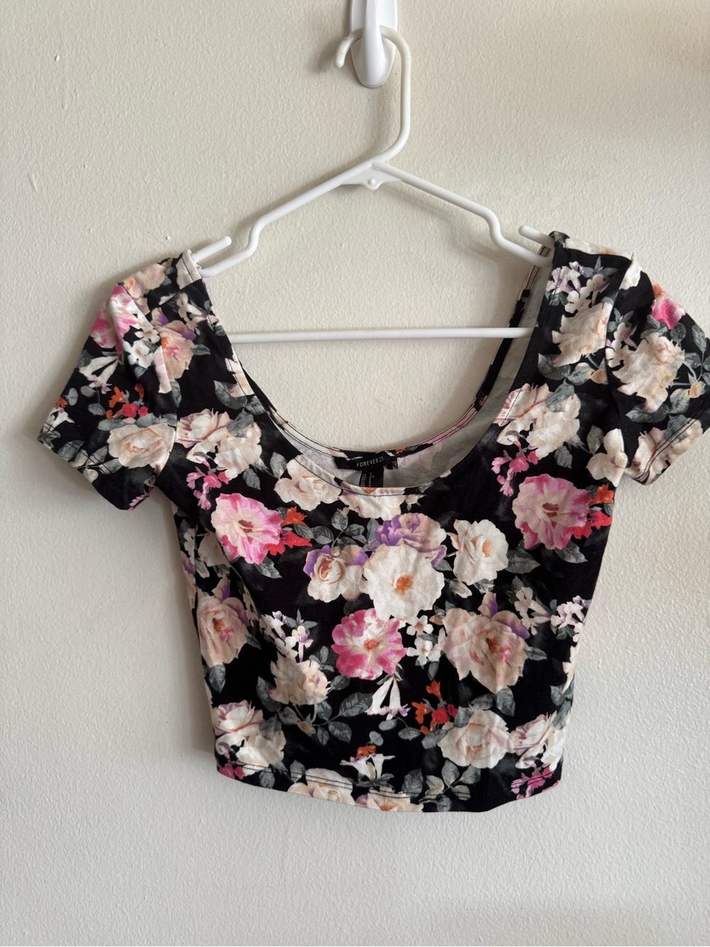 Whimsigoth Y2K Floral Scoop Neck Crop Top - Black/Pink